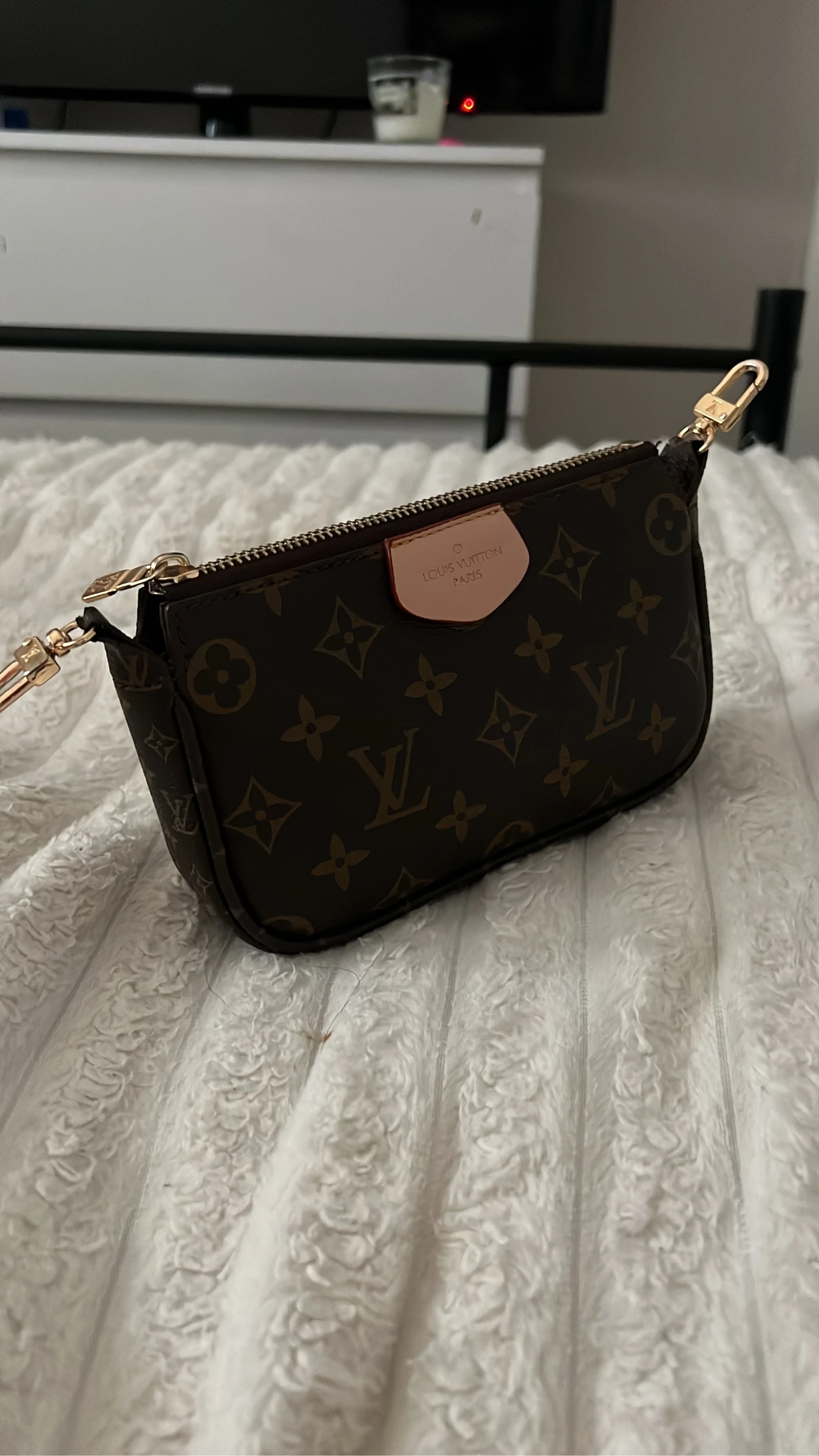 tas – photo 4